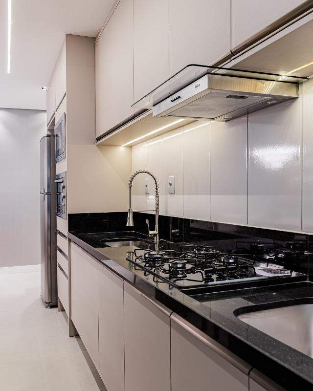 Apartamento à venda com 2 quartos, 86m² - Foto 11