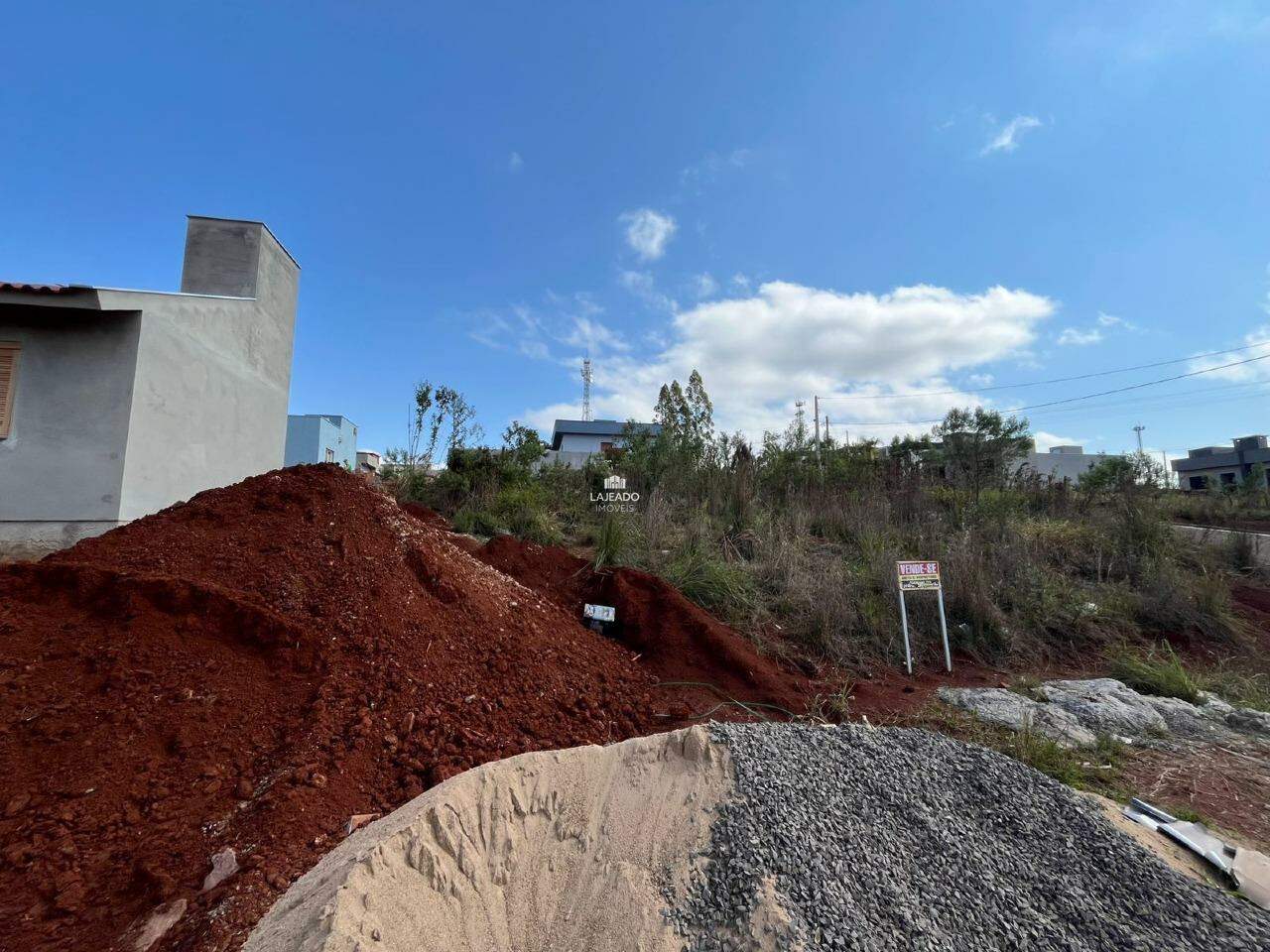 Terreno à venda, 200m² - Foto 1