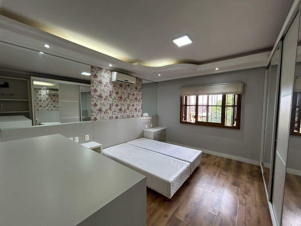 Casa, 4 quartos, 247 m² - Foto 23