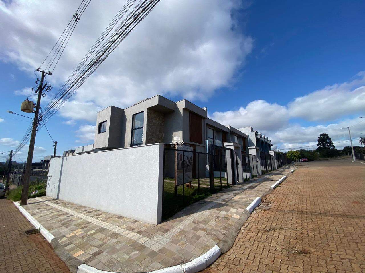 Sobrado à venda com 3 quartos, 98m² - Foto 2