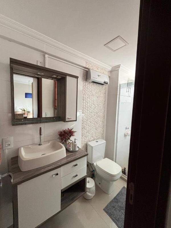 Apartamento à venda com 1 quarto, 50m² - Foto 8