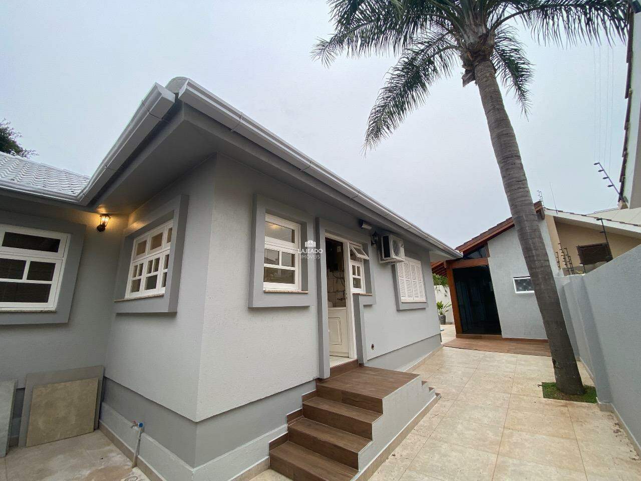 Casa à venda com 3 quartos, 200m² - Foto 6