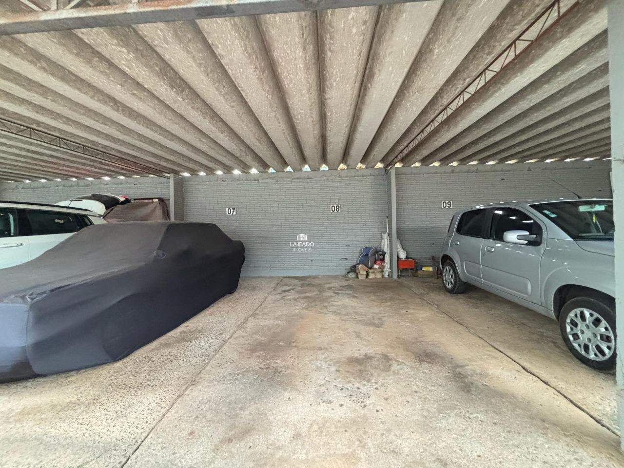 Apartamento à venda com 2 quartos, 201m² - Foto 2