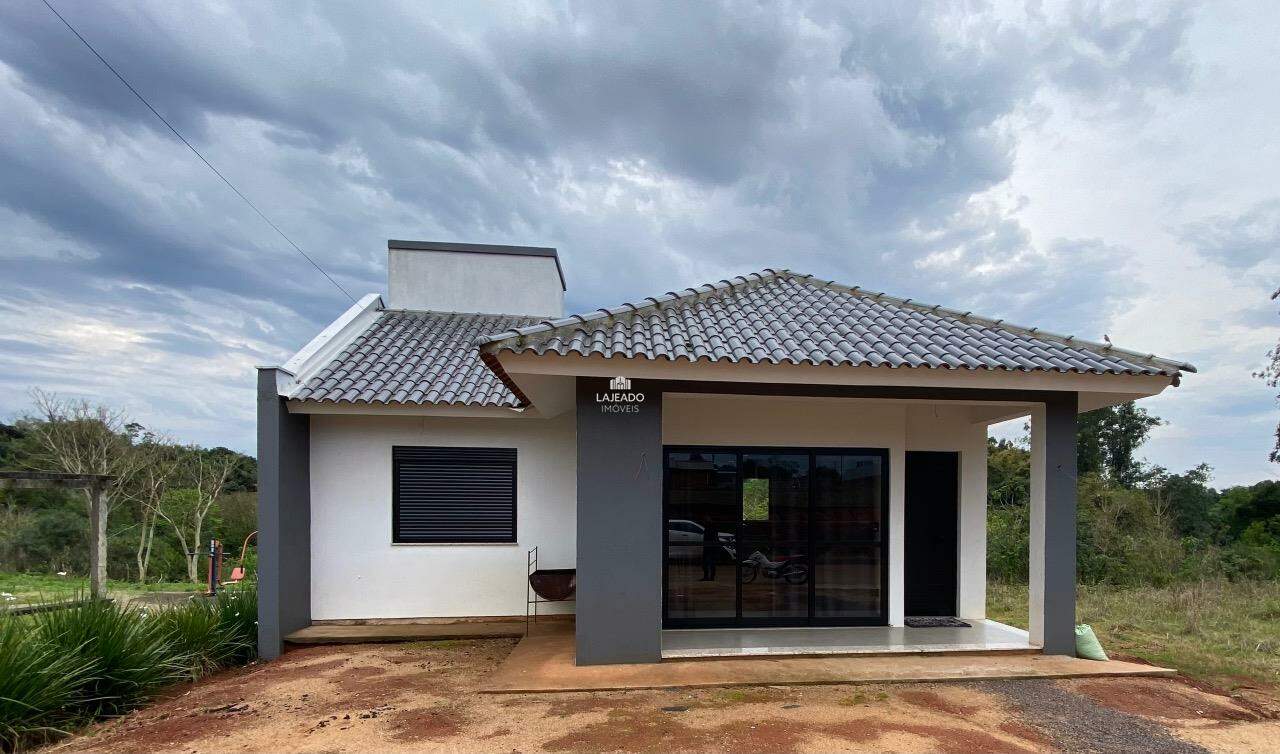 Casa, 1 quarto, 56 m² - Foto 1