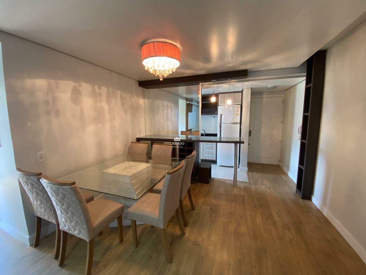 Apartamento à venda com 2 quartos, 66m² - Foto 11