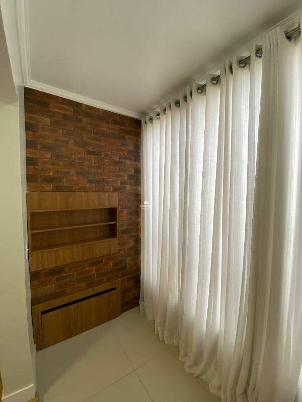 Apartamento à venda com 2 quartos, 66m² - Foto 7