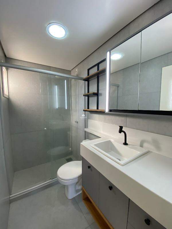 Apartamento à venda com 2 quartos, 66m² - Foto 17