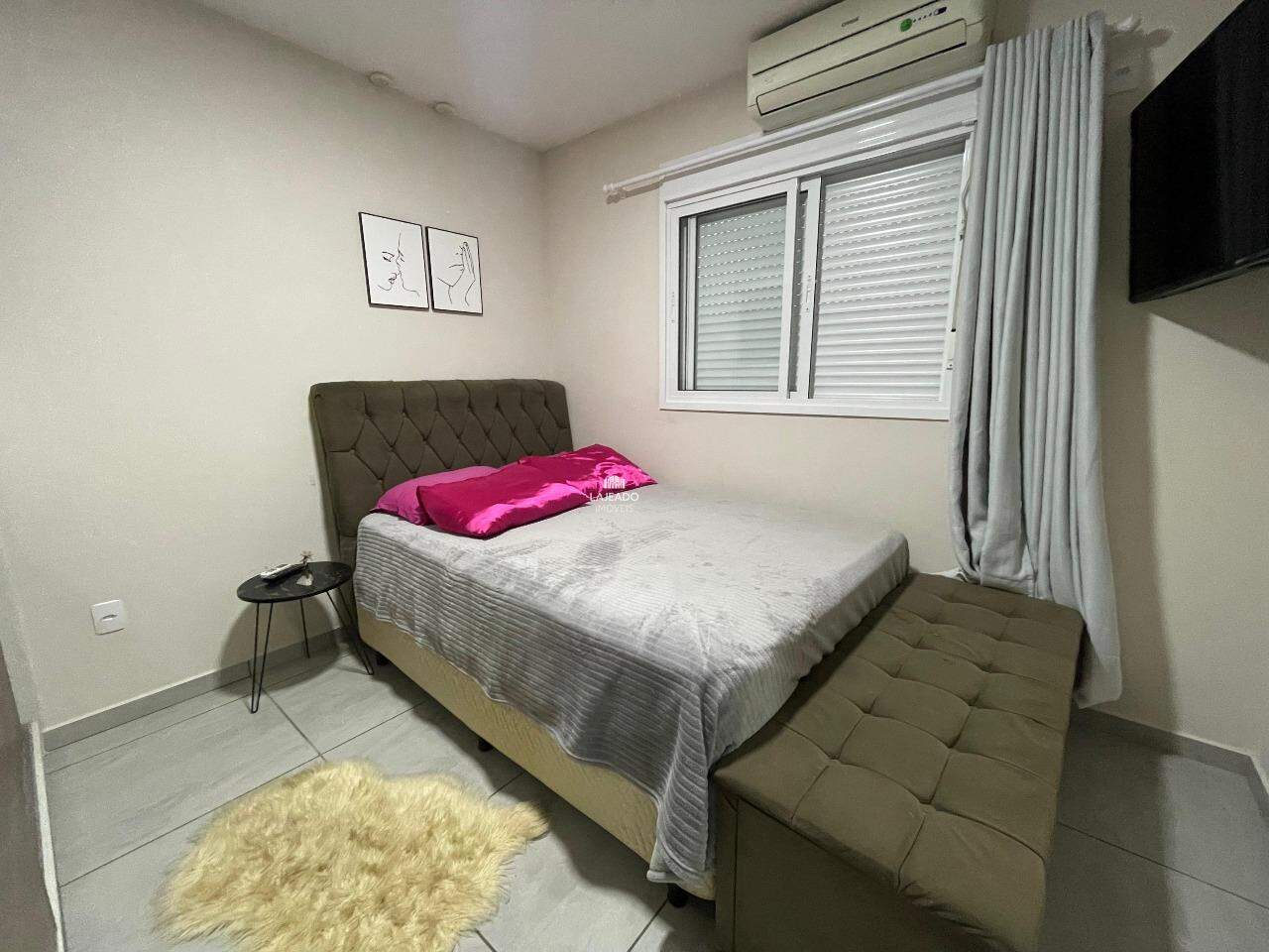 Apartamento para aluguel no Olarias: 
