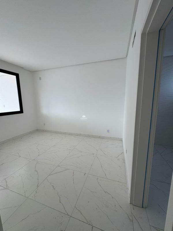 Casa, 3 quartos, 259 m² - Foto 16