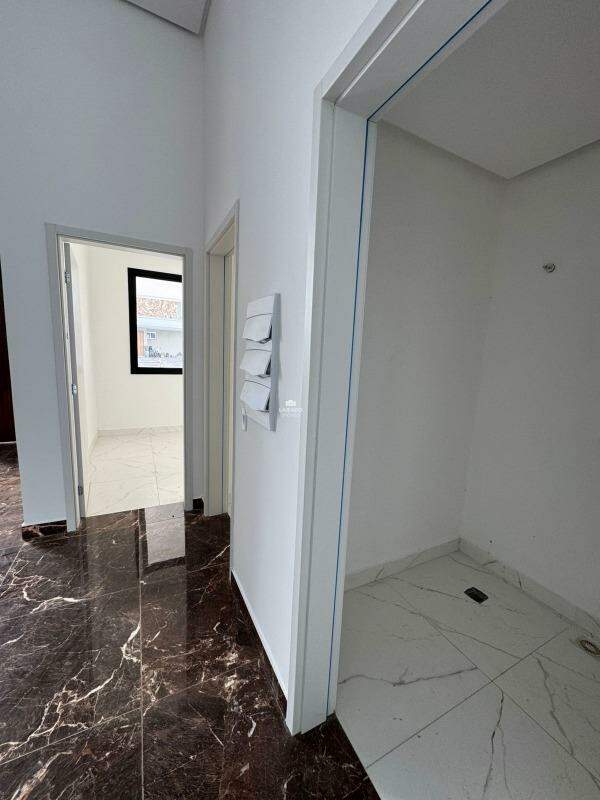 Casa, 3 quartos, 259 m² - Foto 10