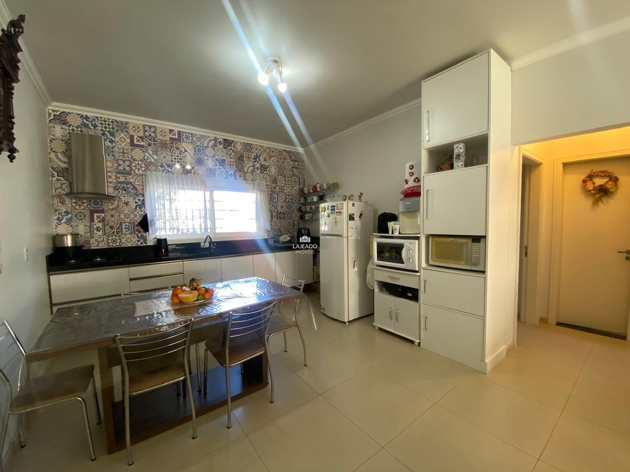 Casa, 4 quartos, 202 m² - Foto 8