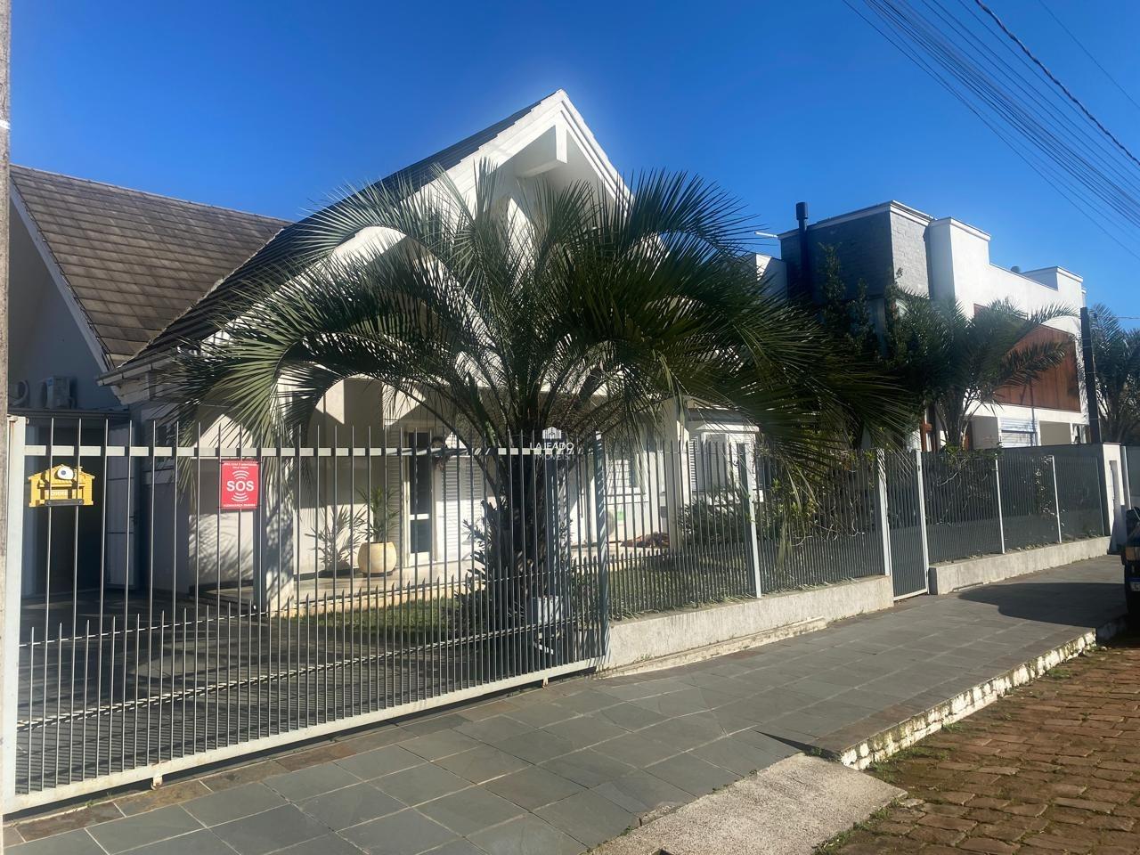 Casa, 4 quartos, 202 m² - Foto 2