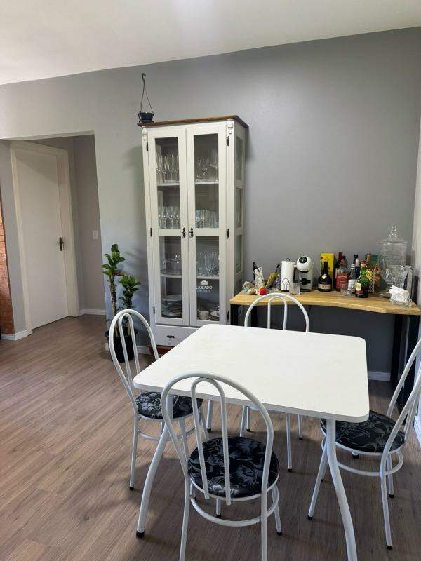 Apartamento à venda com 2 quartos, 55m² - Foto 2