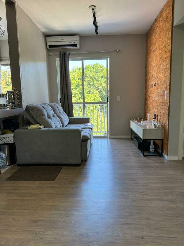 Apartamento à venda com 2 quartos, 55m² - Foto 1