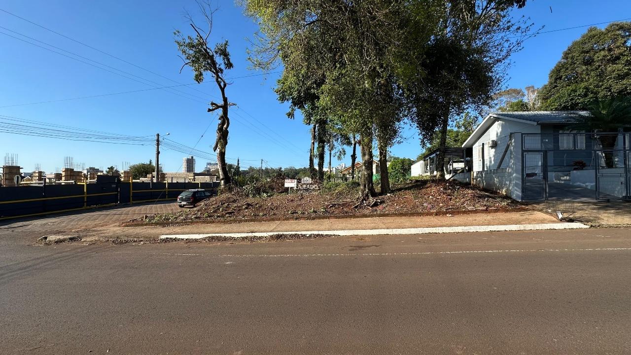 Loteamento e Condomínio, 608 m² - Foto 2