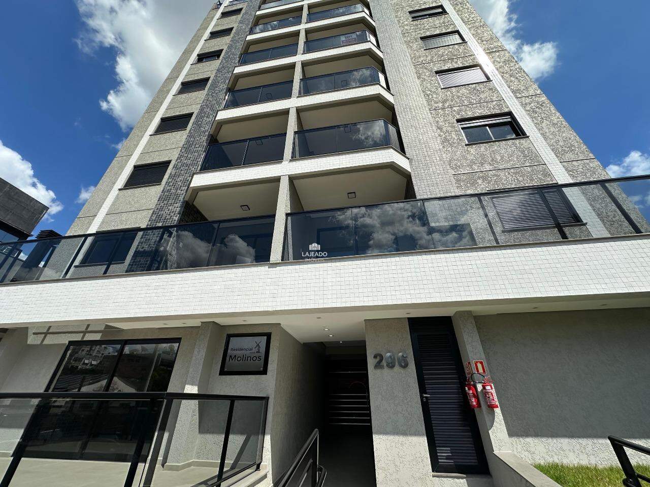 Apartamento à venda com 2 quartos, 61m² - Foto 6
