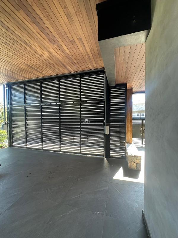 Casa à venda no Universitário: 