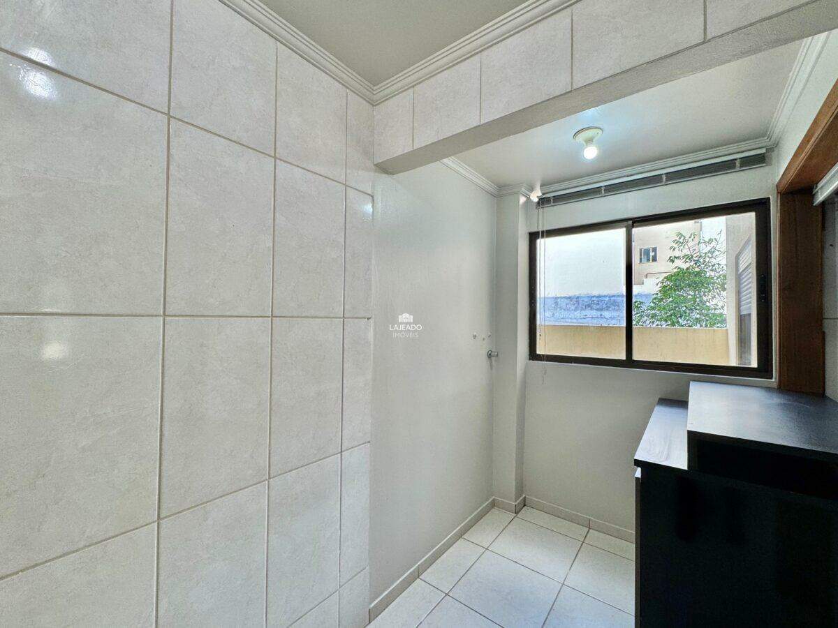 Apartamento à venda com 2 quartos, 75m² - Foto 9