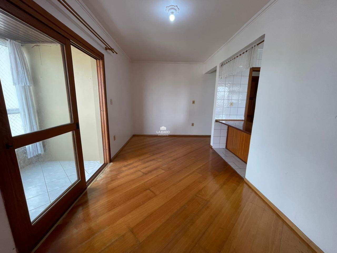 Apartamento para aluguel no Florestal: