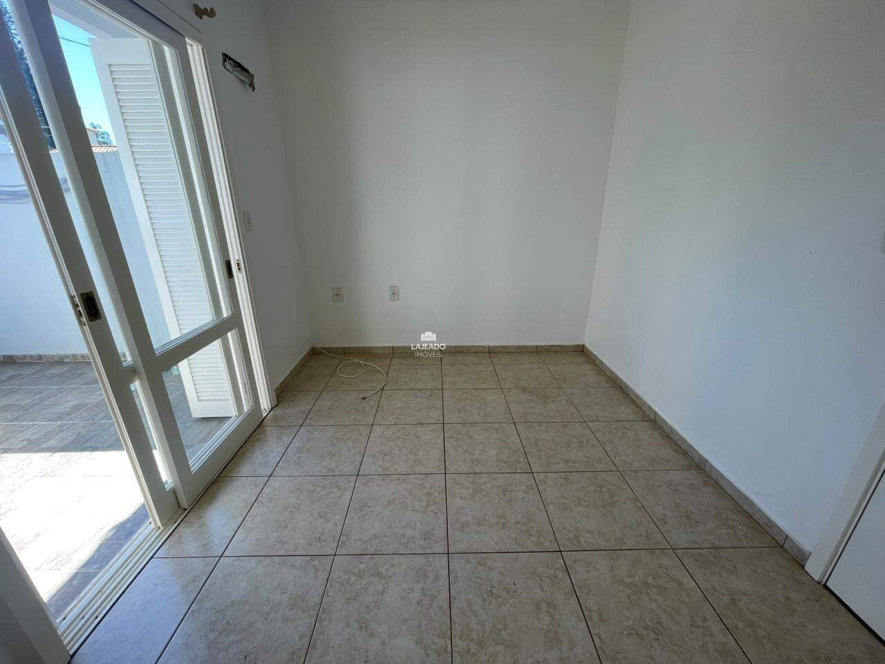 Sobrado para aluguel no Moinhos: 