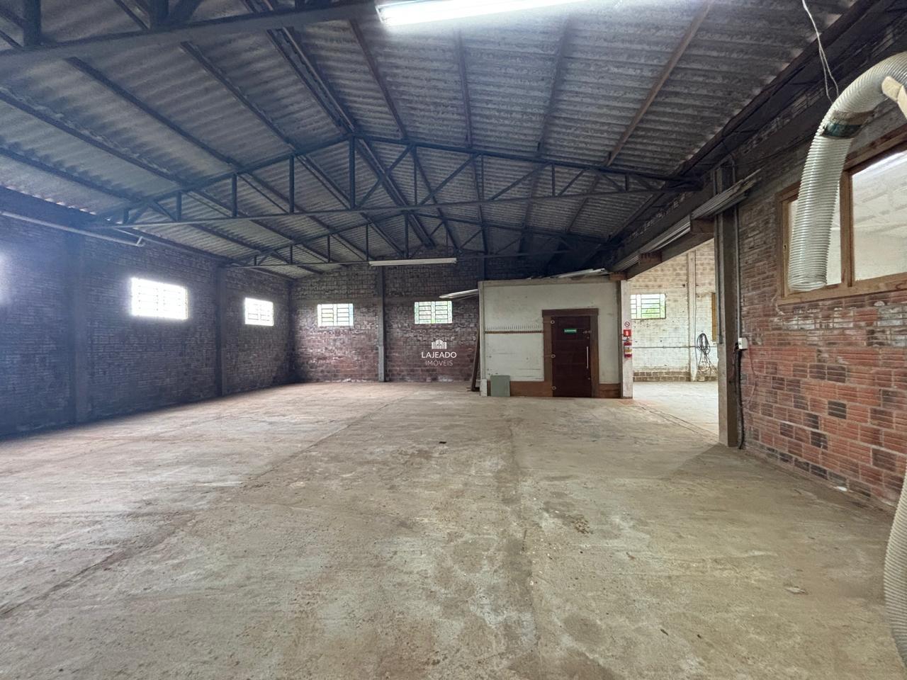 Loja-Salão, 745 m² - Foto 2