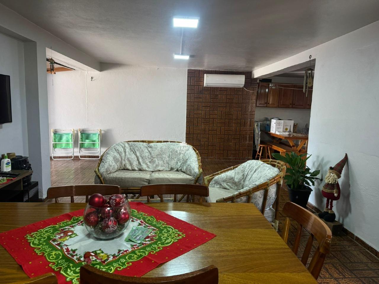 Casa à venda no Campestre: 