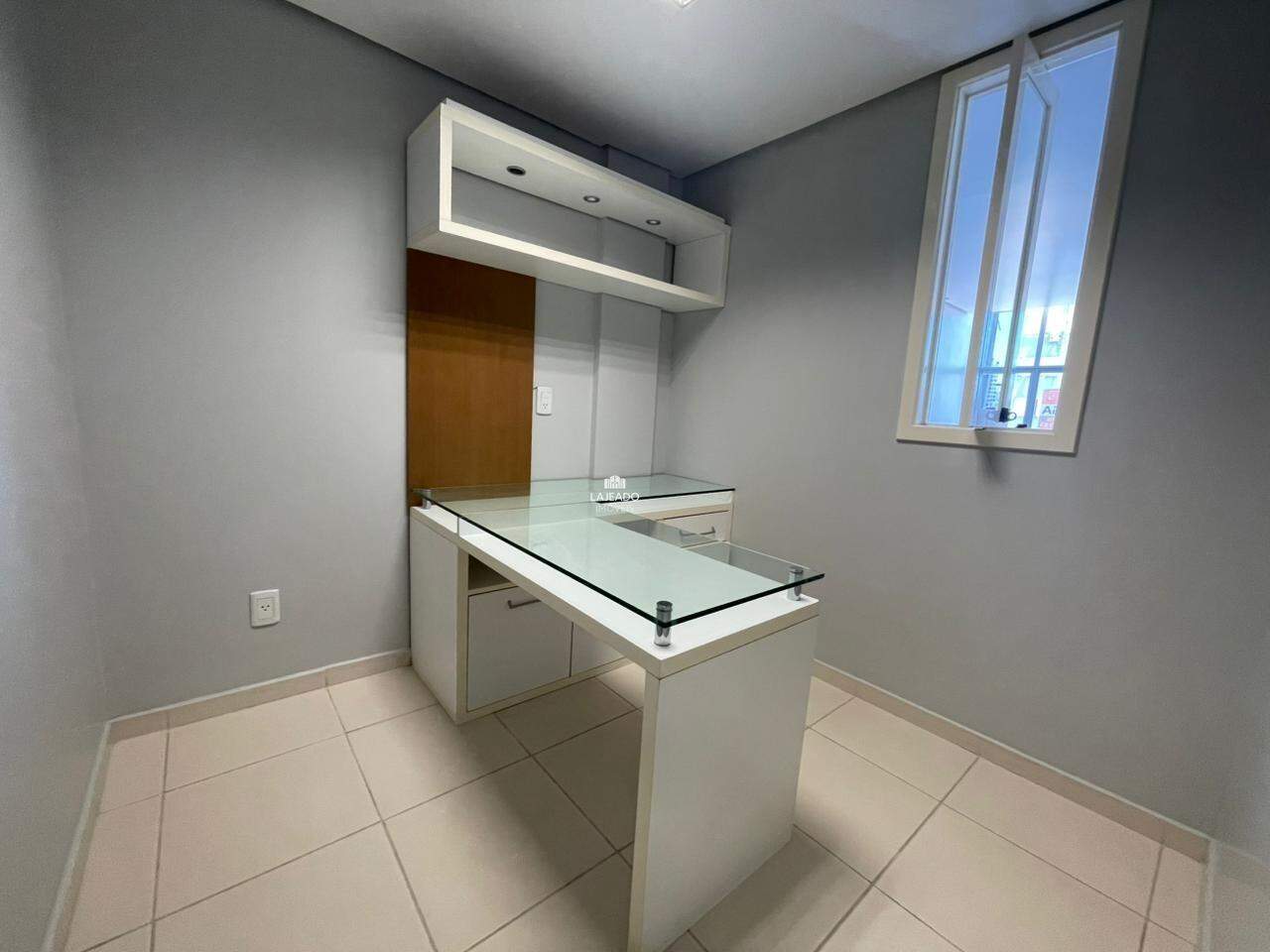 Sala para aluguel no Centro: 