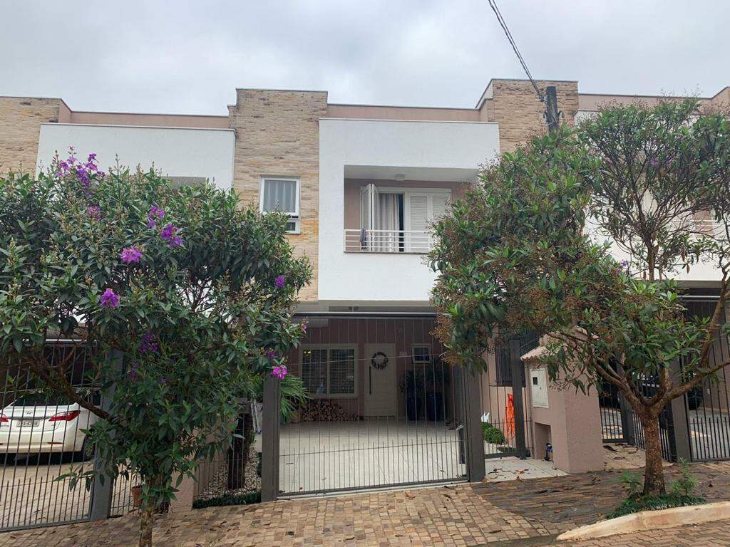 Sobrado à venda com 3 quartos, 147m² - Foto 1