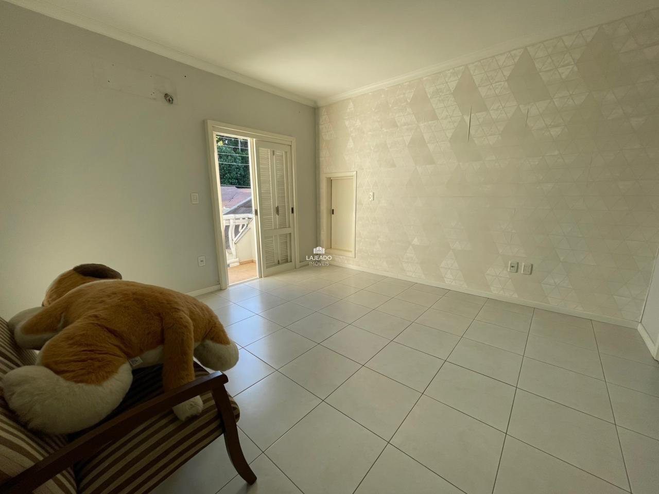 Casa para aluguel no Universitário: 