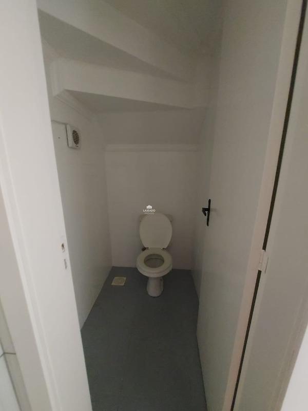 Sobrado à venda no Planalto: 