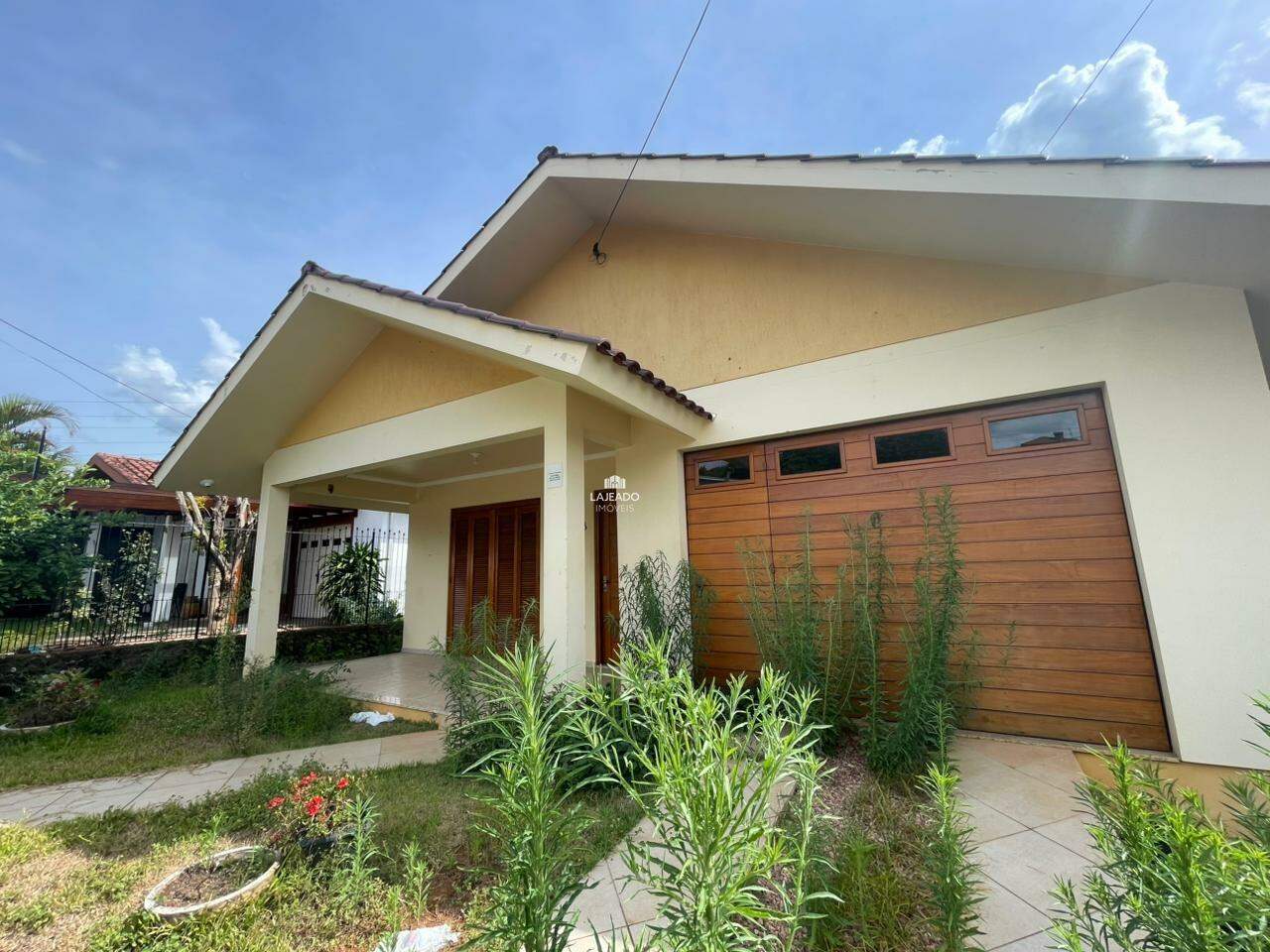 Casa, 3 quartos, 162 m² - Foto 1