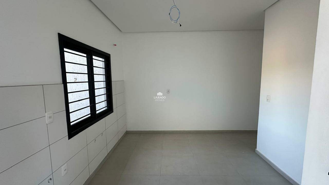 Casa à venda no Conventos: 