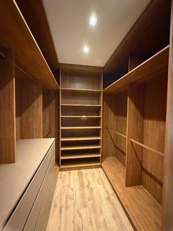 Casa à venda no Conventos: