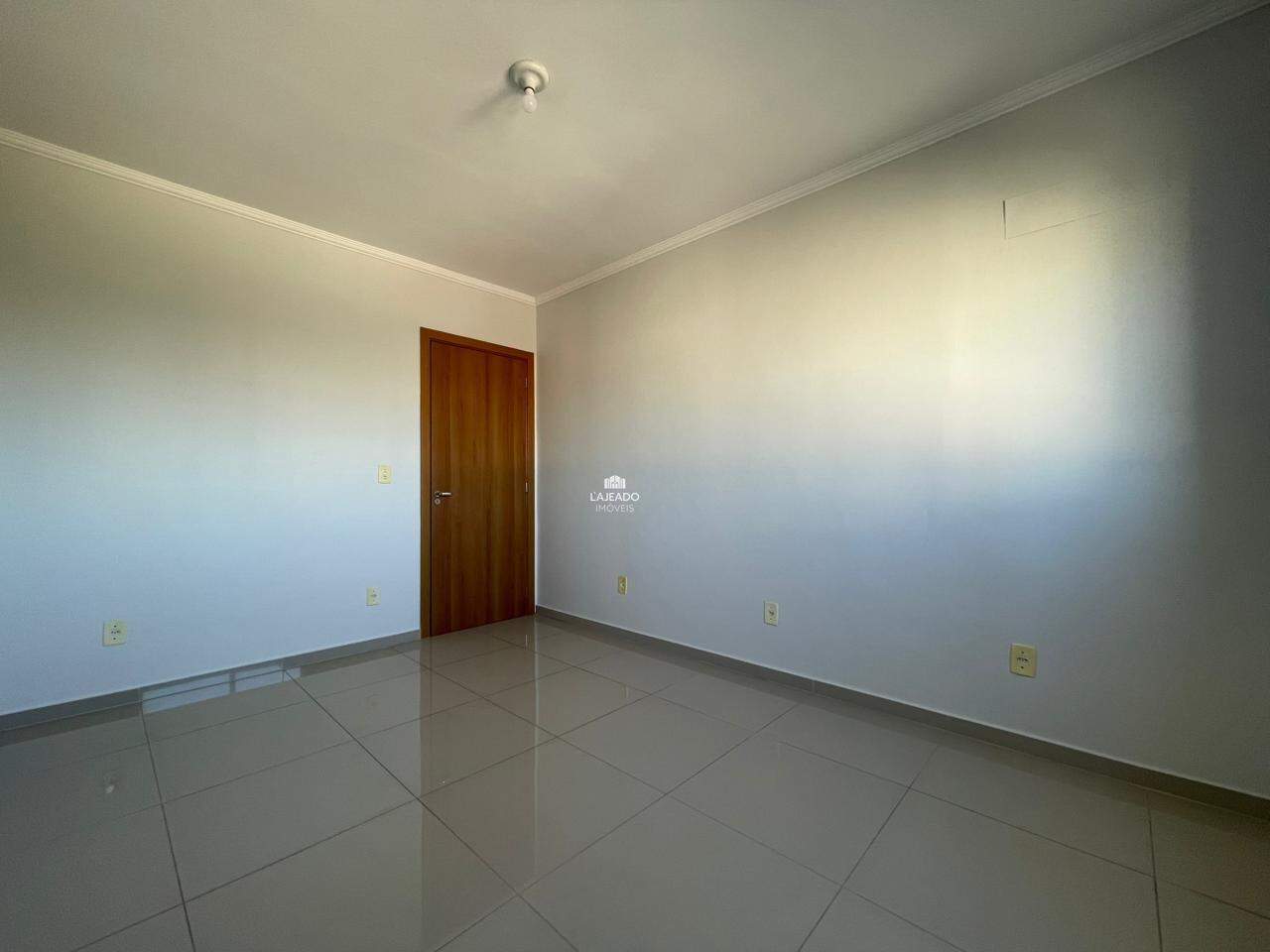 Apartamento para aluguel no Centro: 
