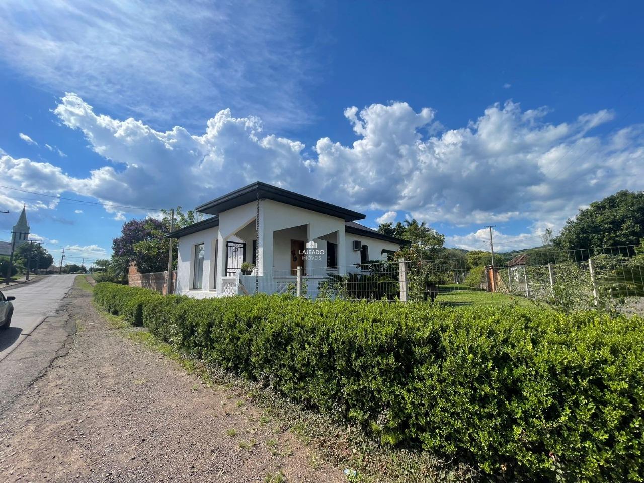 Casa, 1 quarto, 250 m² - Foto 2