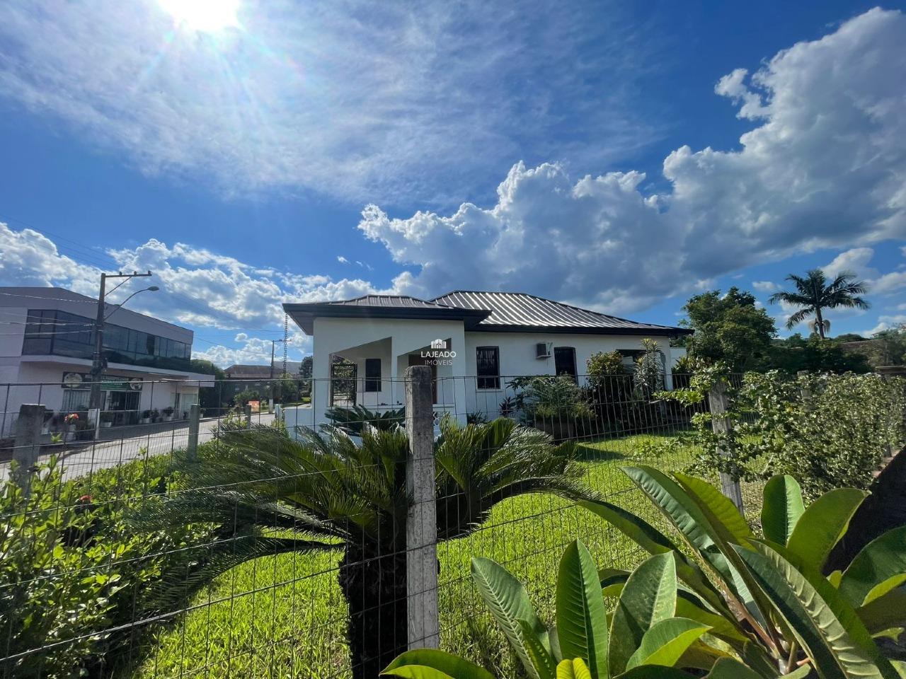 Casa, 1 quarto, 250 m² - Foto 1