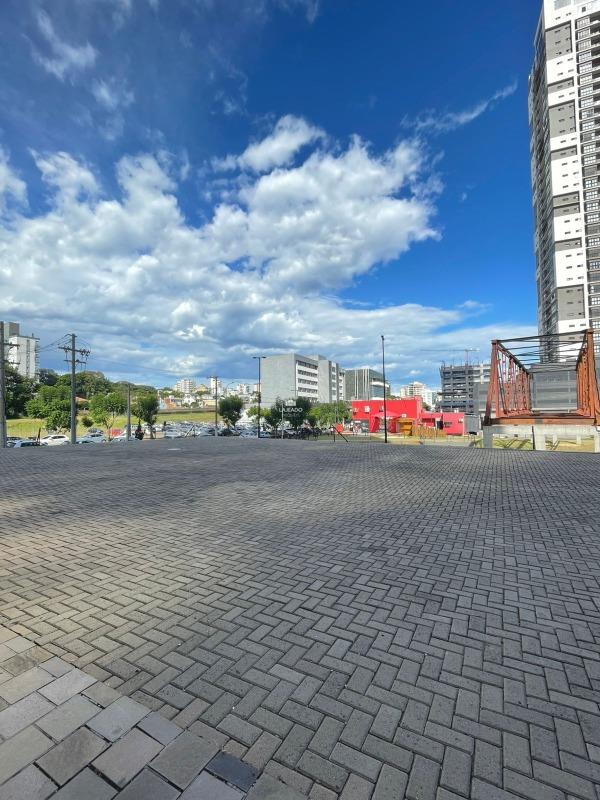 Sala comercial à venda no São Cristóvão: 