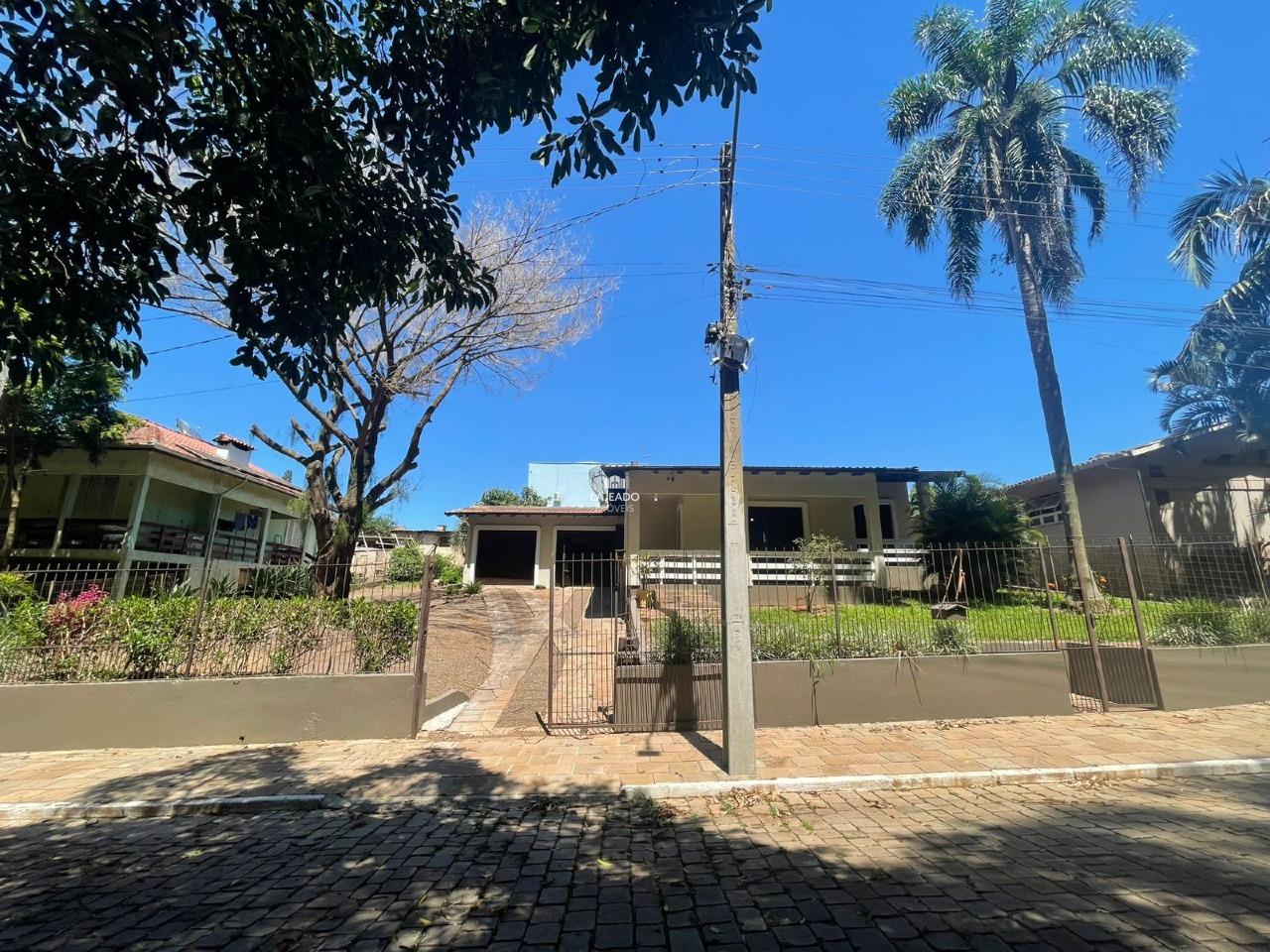 Casa, 2 quartos, 207 m² - Foto 1