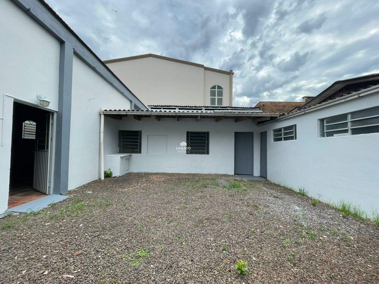 Pavilhão para aluguel no São Cristóvão: 