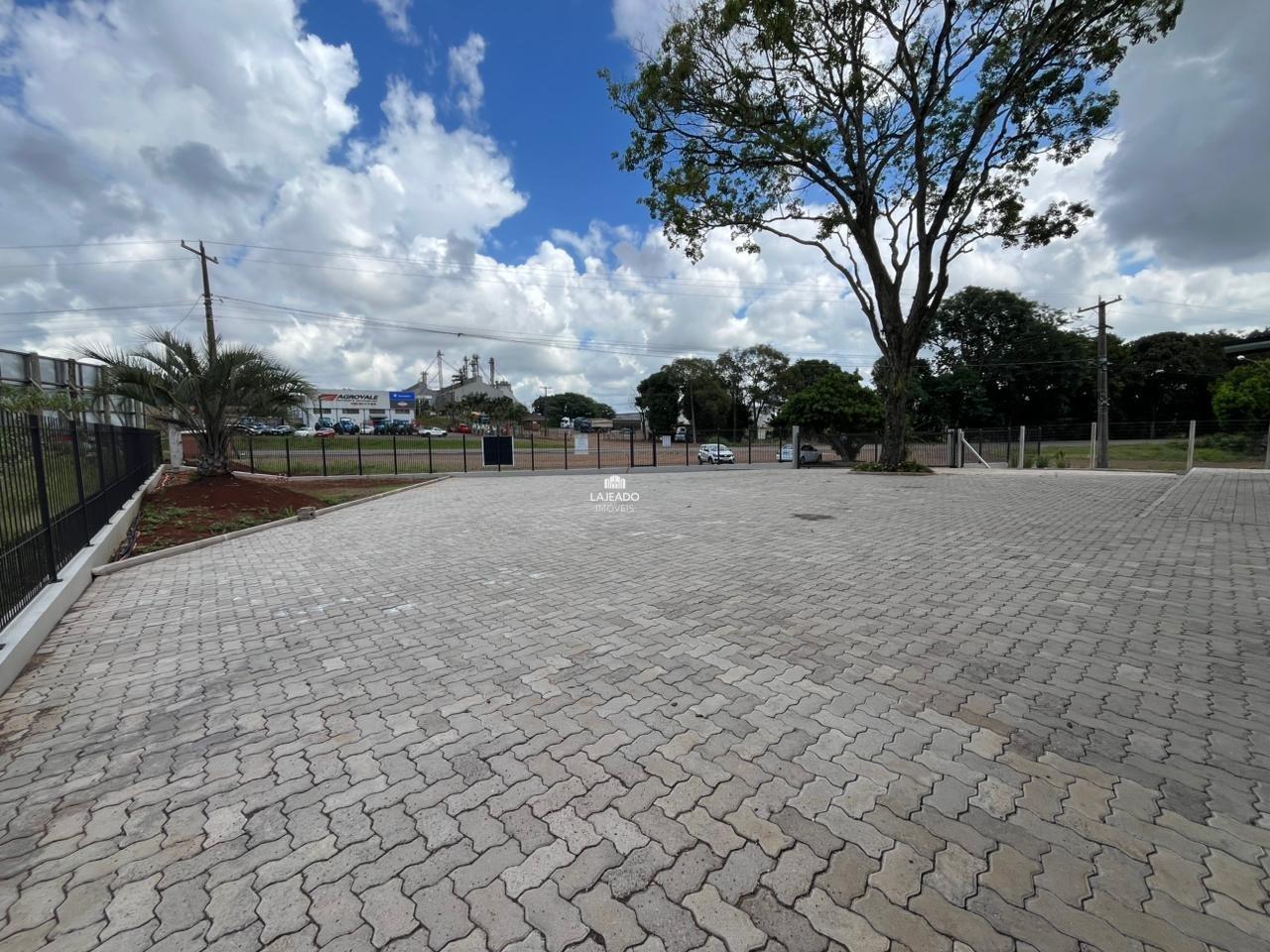 Loja-Salão, 1500 m² - Foto 2