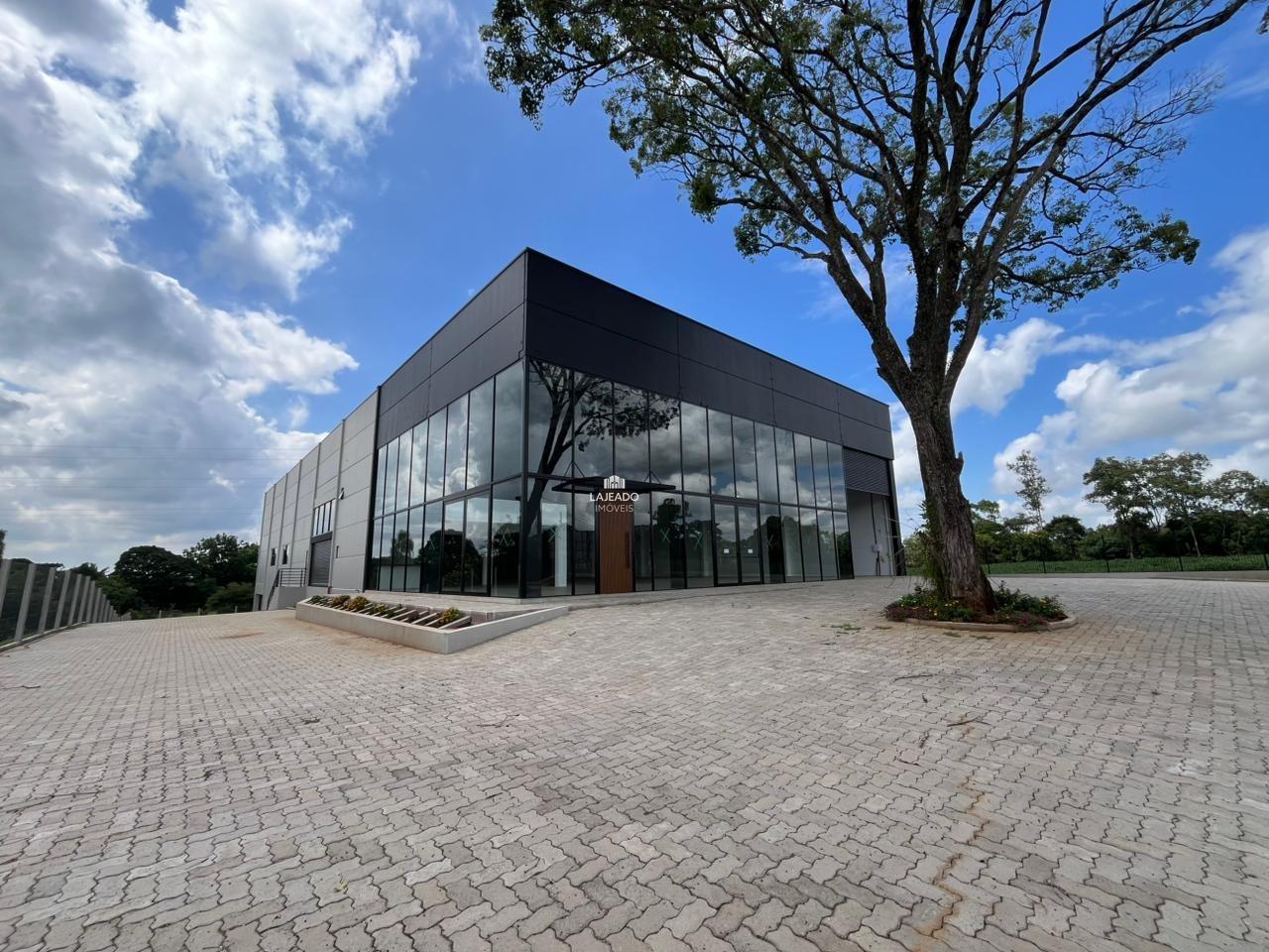 Loja-Salão, 1500 m² - Foto 1