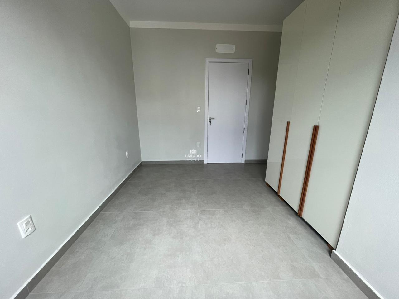 Apartamento para aluguel no Universitário: 