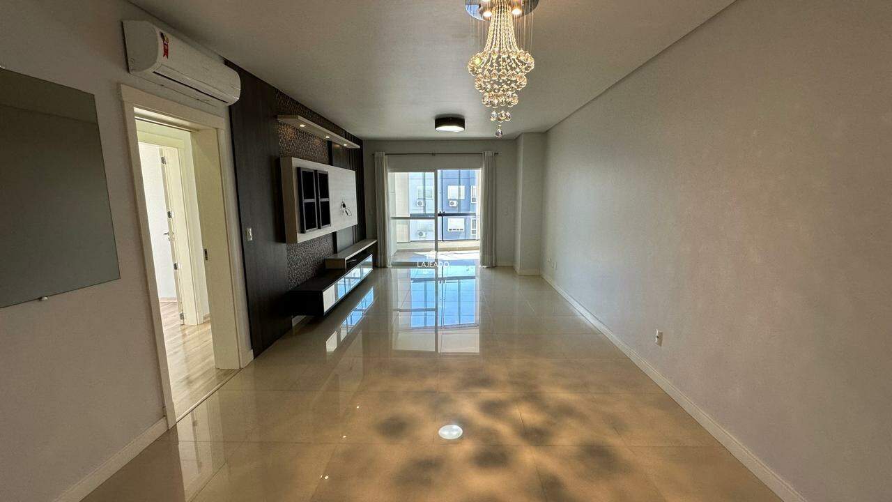 Apartamento, 3 quartos, 114 m² - Foto 2