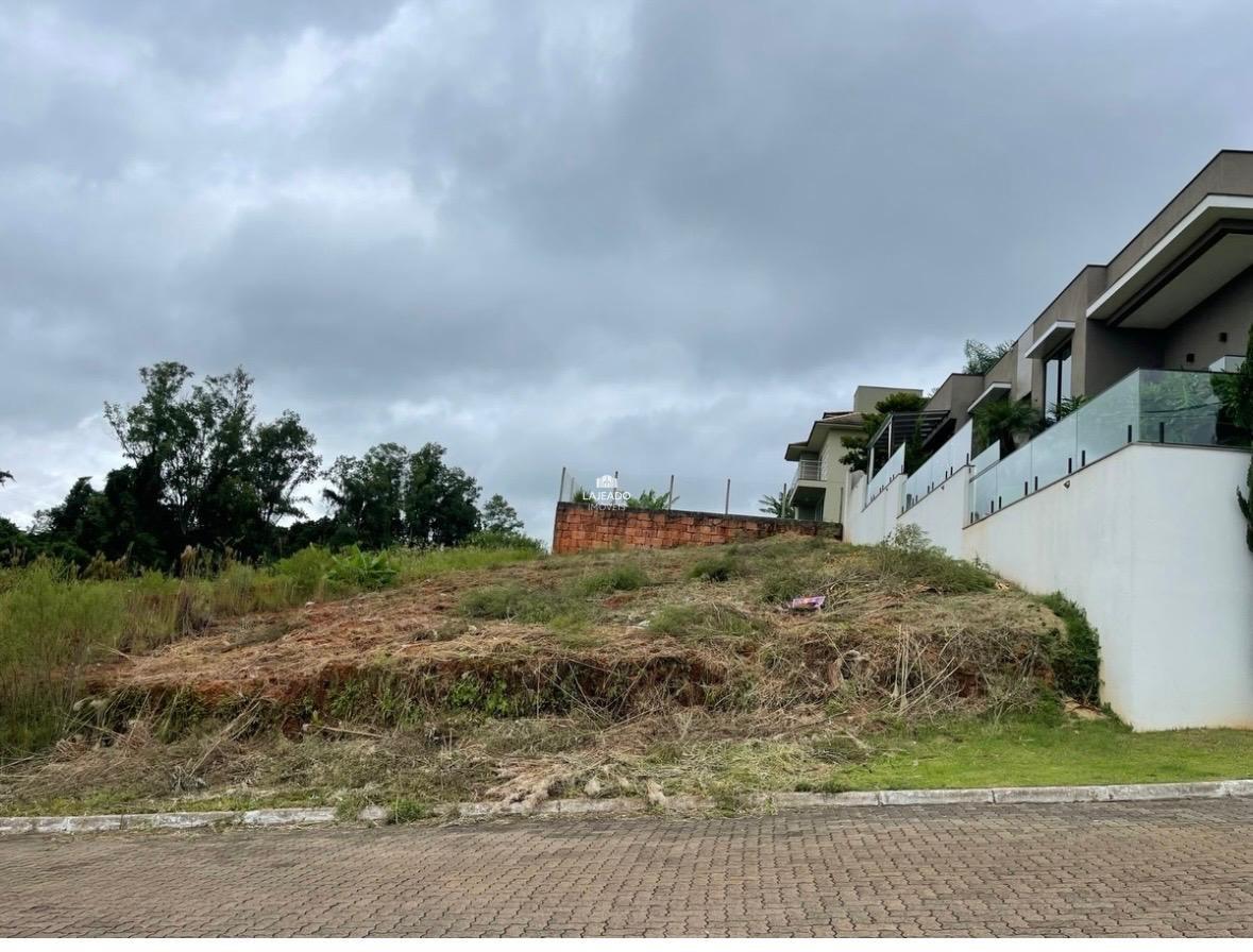 Terreno à venda no Carneiros: 