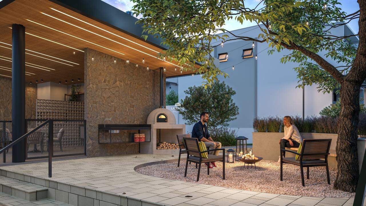 Sobrado à venda no Universitário: 