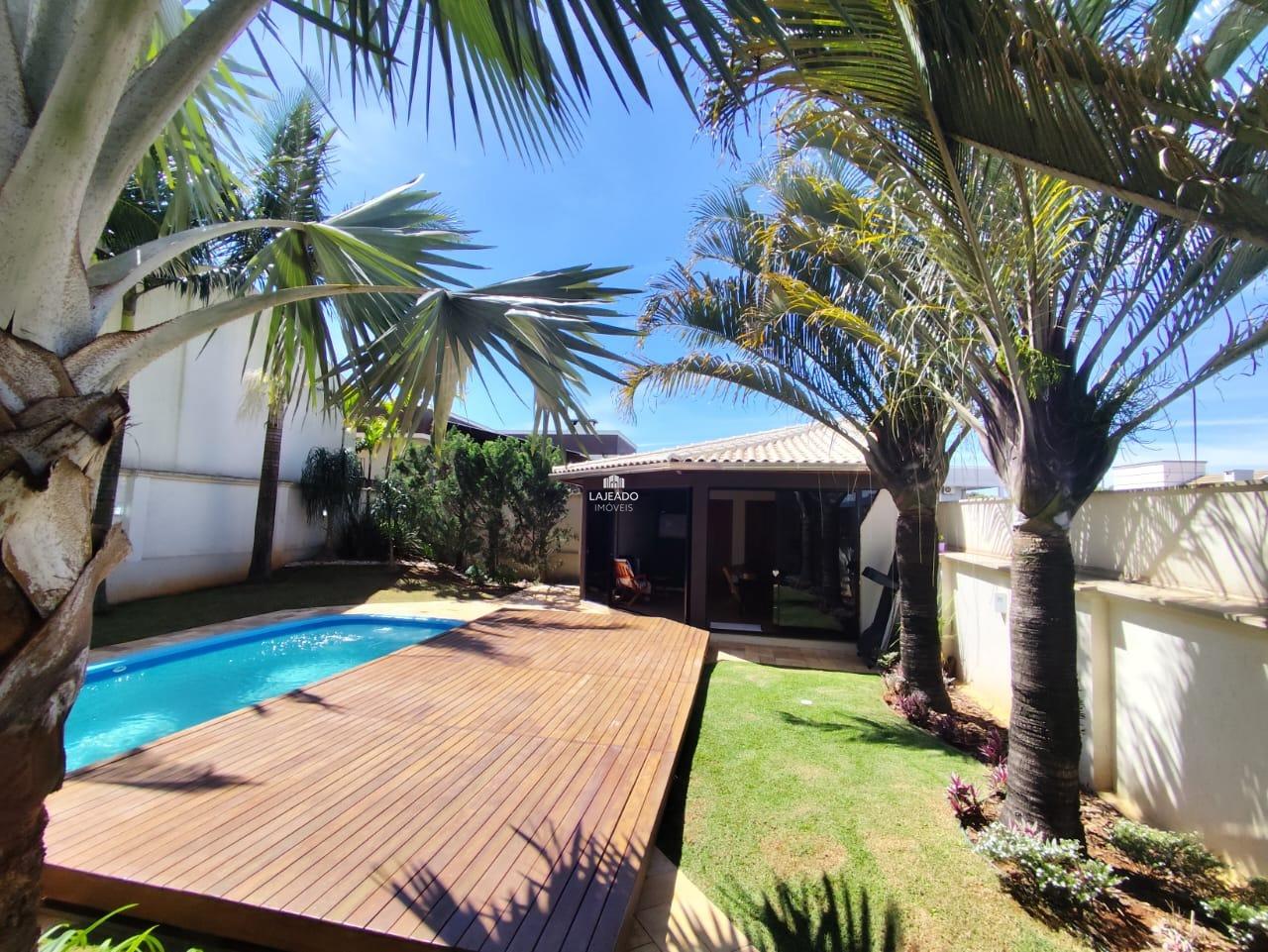 Casa à venda no Centenário: 