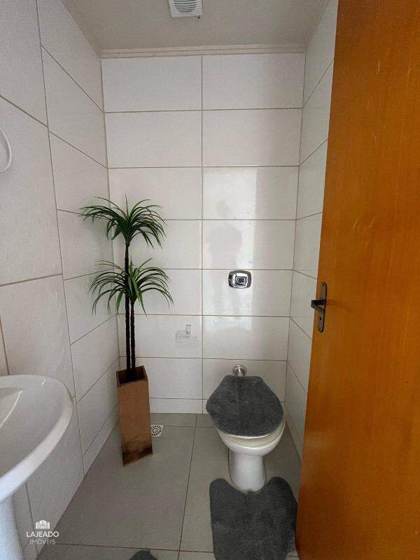 Sobrado à venda no Jardim Botânico: 