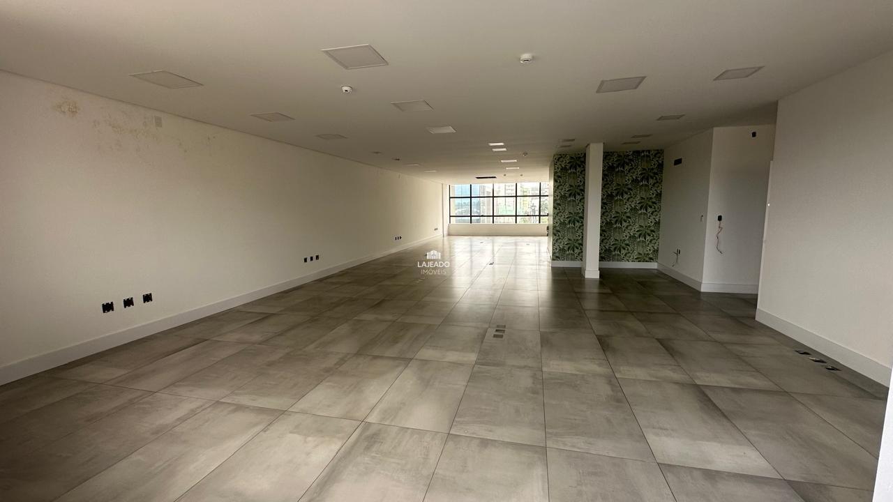 Sala comercial à venda no Centro: 