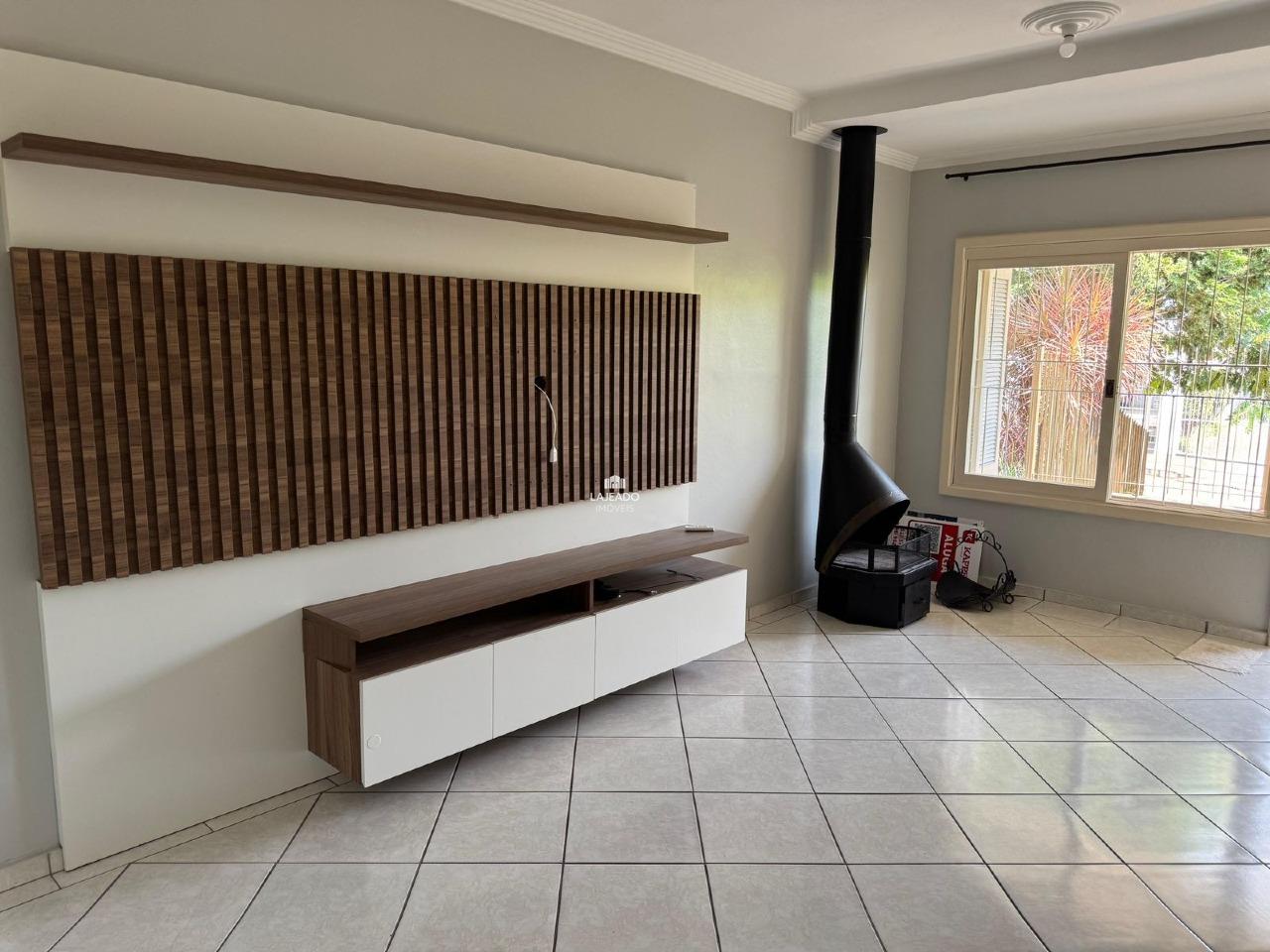 Sobrado à venda no Universitário: 