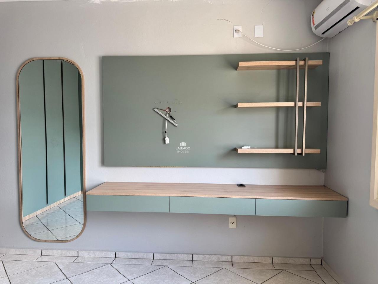 Sobrado à venda no Universitário: 